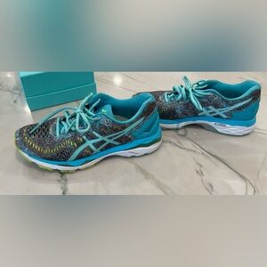 ASICS Wmns Gel Kayano 23 flyefoam Sz 8